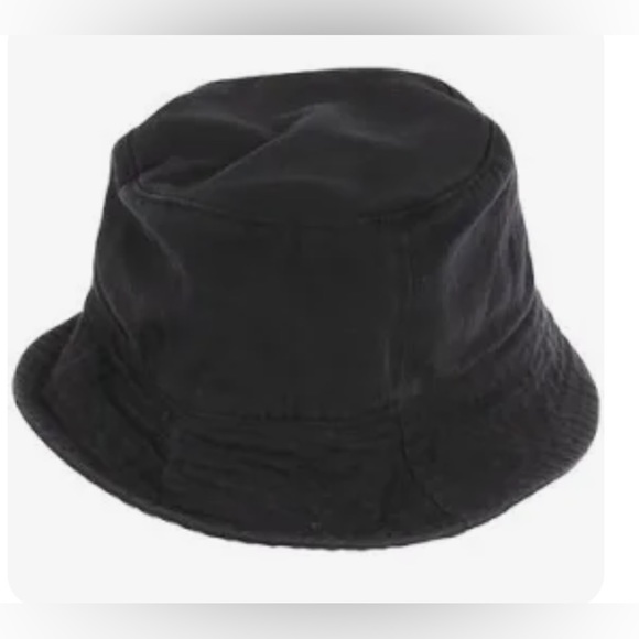REVERSIBLE! New! tow hat looks in One! -Solid Black or Cow Print Bucket Hat! - Picture 2 of 6